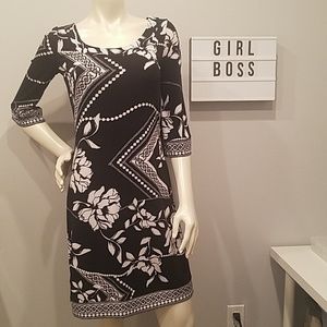 White House Black Market 1/2 sleeve dress